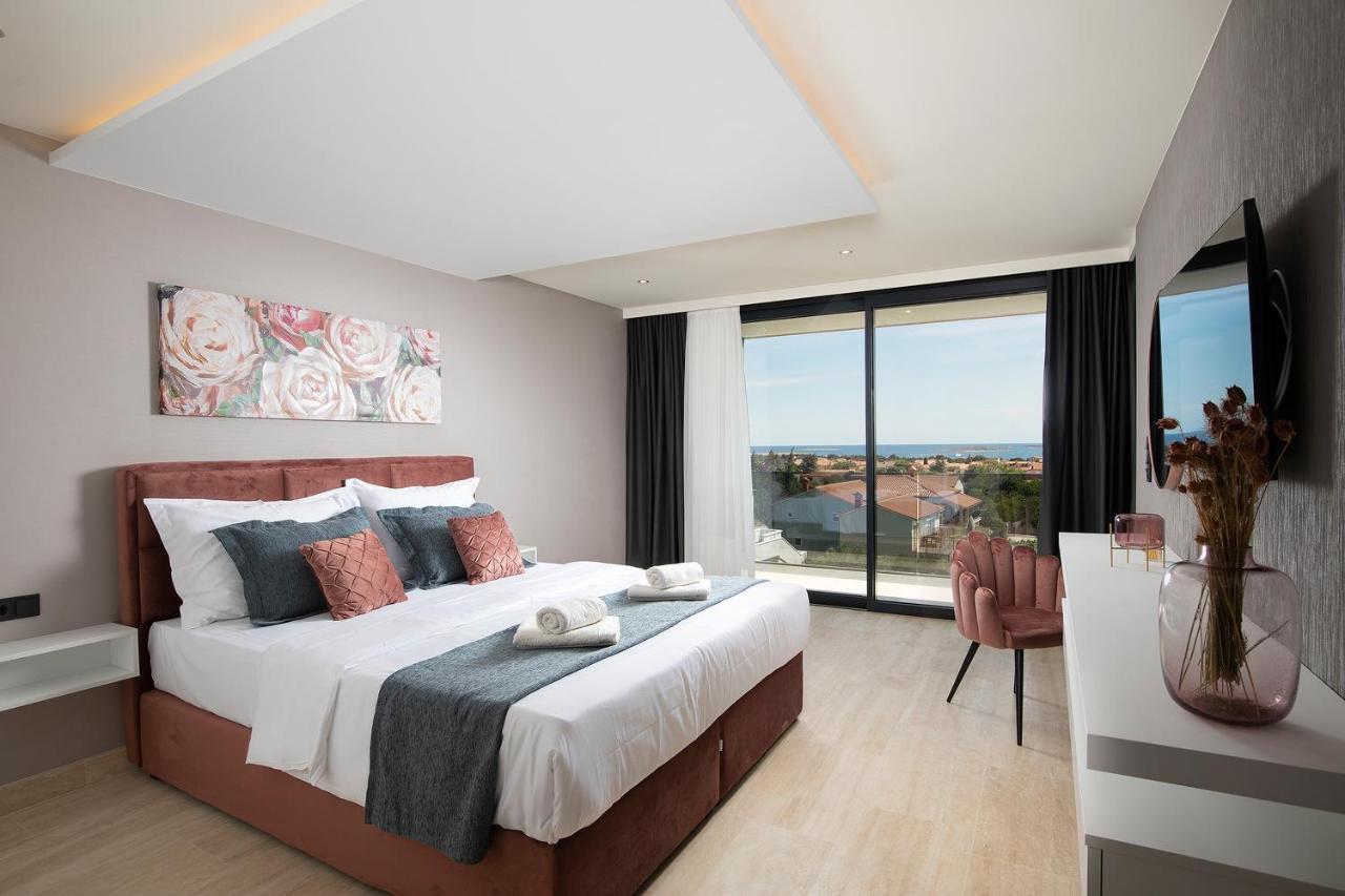 Boutique Apartments Kristo 메덜린 외부 사진