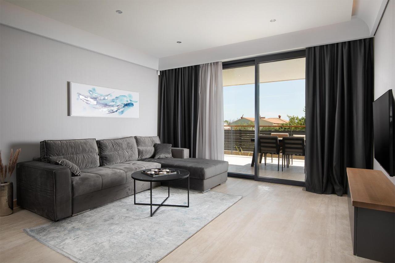 Boutique Apartments Kristo 메덜린 외부 사진